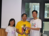 [Click for large photo]